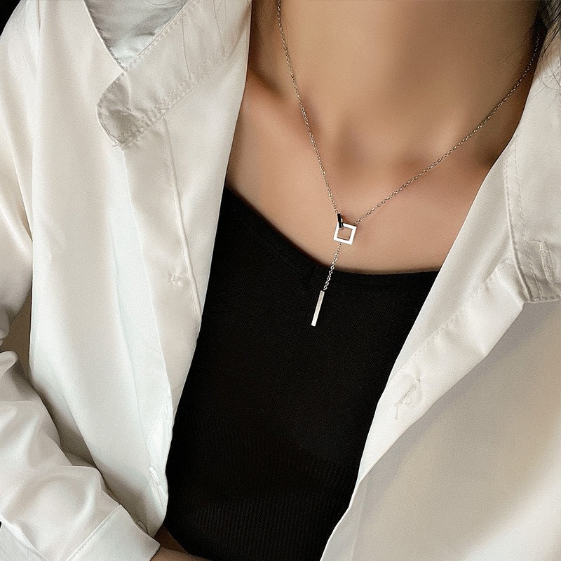 Geometrica silver pendant