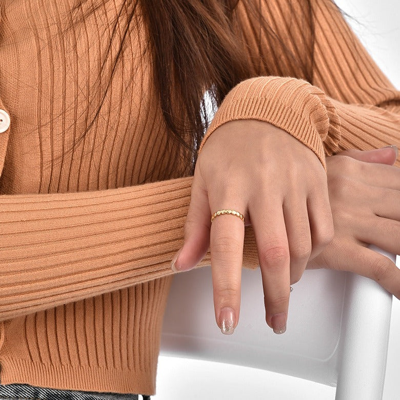 Rectangular signet ring