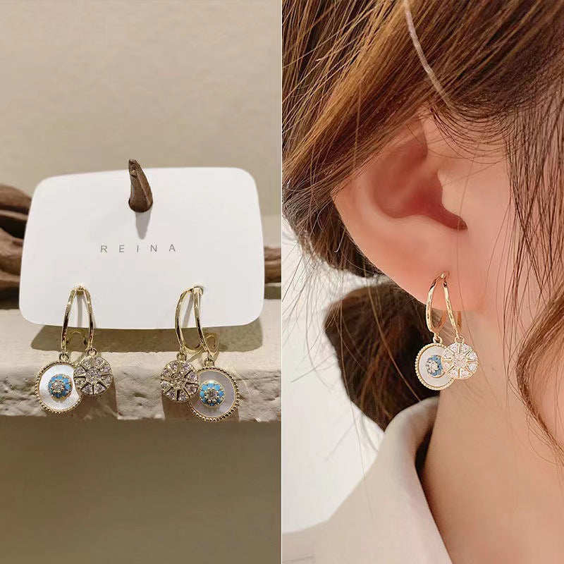 Attractive Kaleidoscope gold-plated earrings