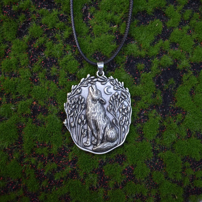 Wolf Moon Animal Totem Pendant Necklace