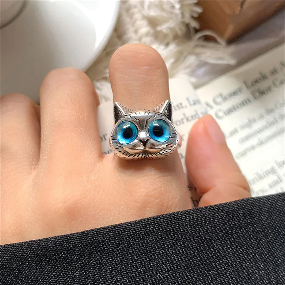 Blue-Eyed Cat Ring – Vintage Playful Silver Animal Ring for Cat Lovers