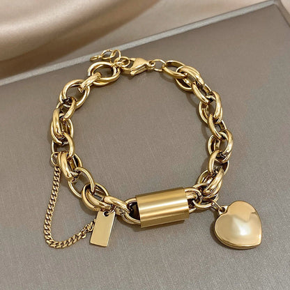 Thick Heartened Bracelet | Gold