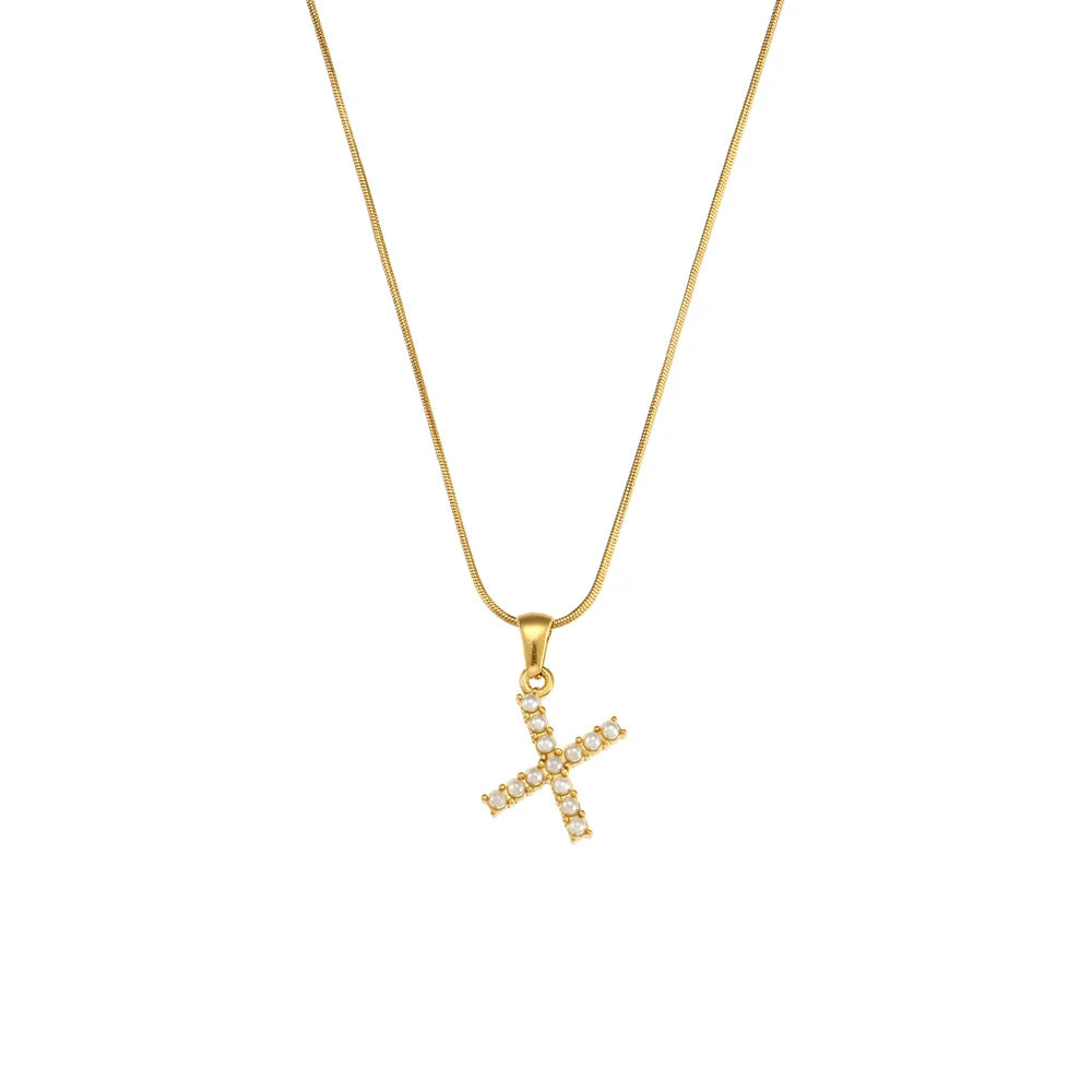 18-carat gold-plated initial necklace with precious pearls and small natural pearls
