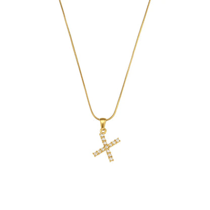 18-carat gold-plated initial necklace with precious pearls and small natural pearls