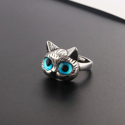 Blue-Eyed Cat Ring – Vintage Playful Silver Animal Ring for Cat Lovers