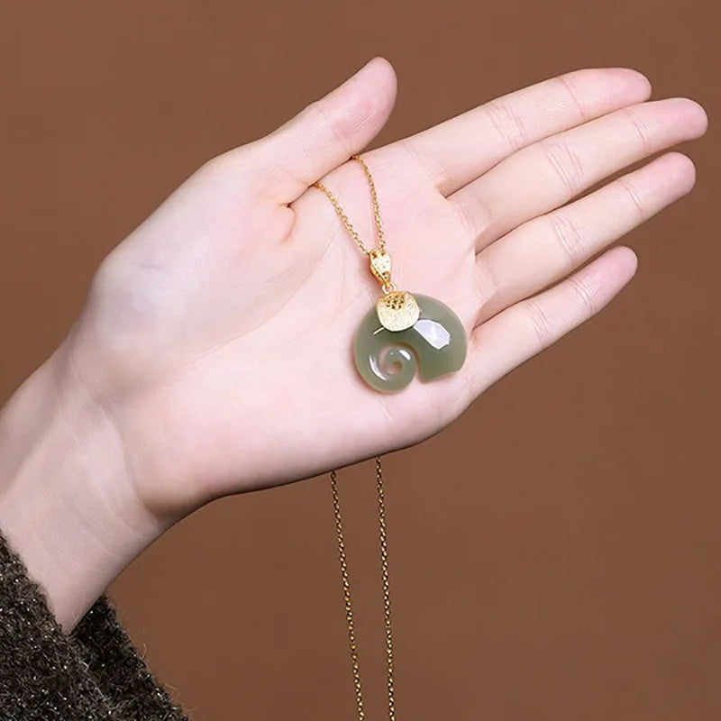 Hetian Jade Elephant Pendant Necklace – 18K Gold-Plated Chain for Women