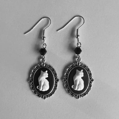 White Cat Vintage Tomettes Earrings – Silver Frame Jewelry for Women
