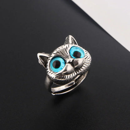 Blue-Eyed Cat Ring – Vintage Playful Silver Animal Ring for Cat Lovers