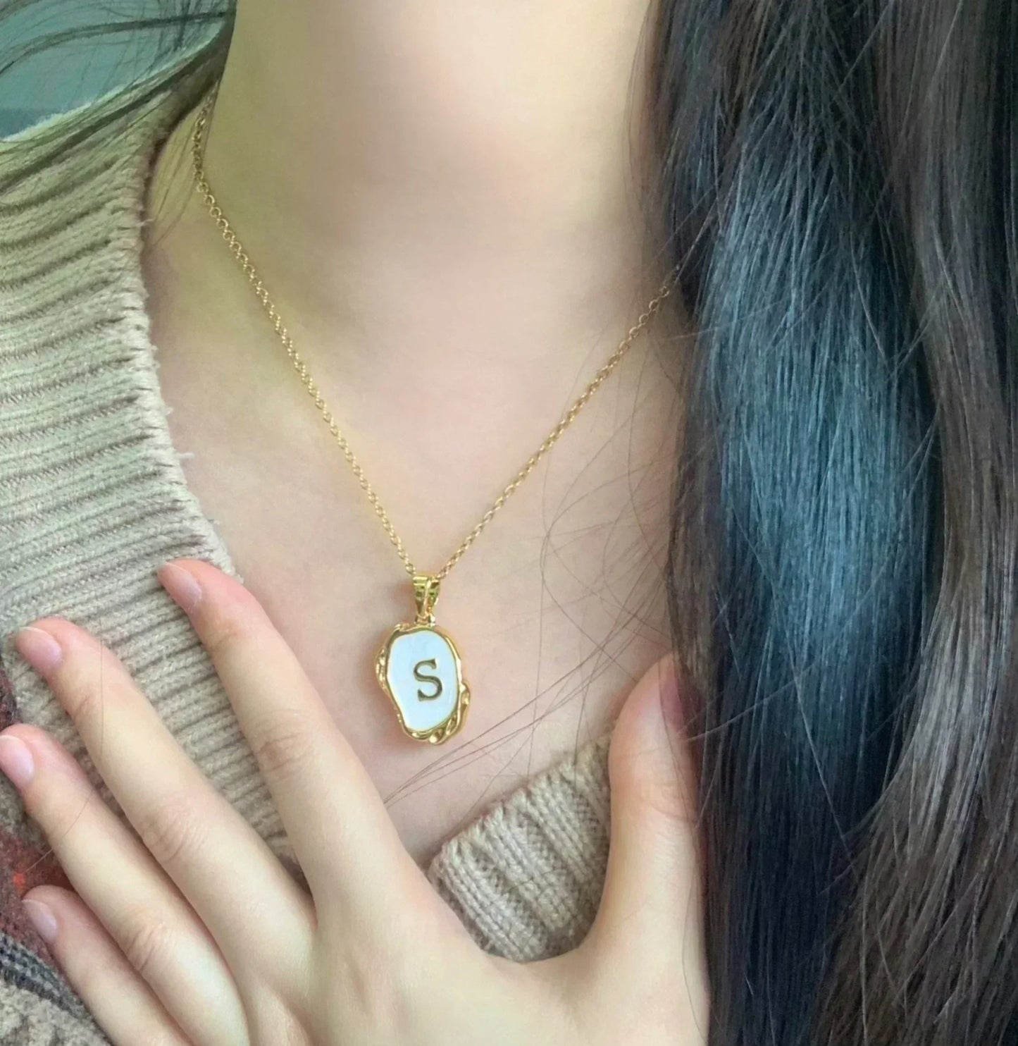 18-carat gold-plated ocean necklace with seabed initials
