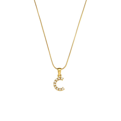 18-carat gold-plated initial necklace with precious pearls and small natural pearls
