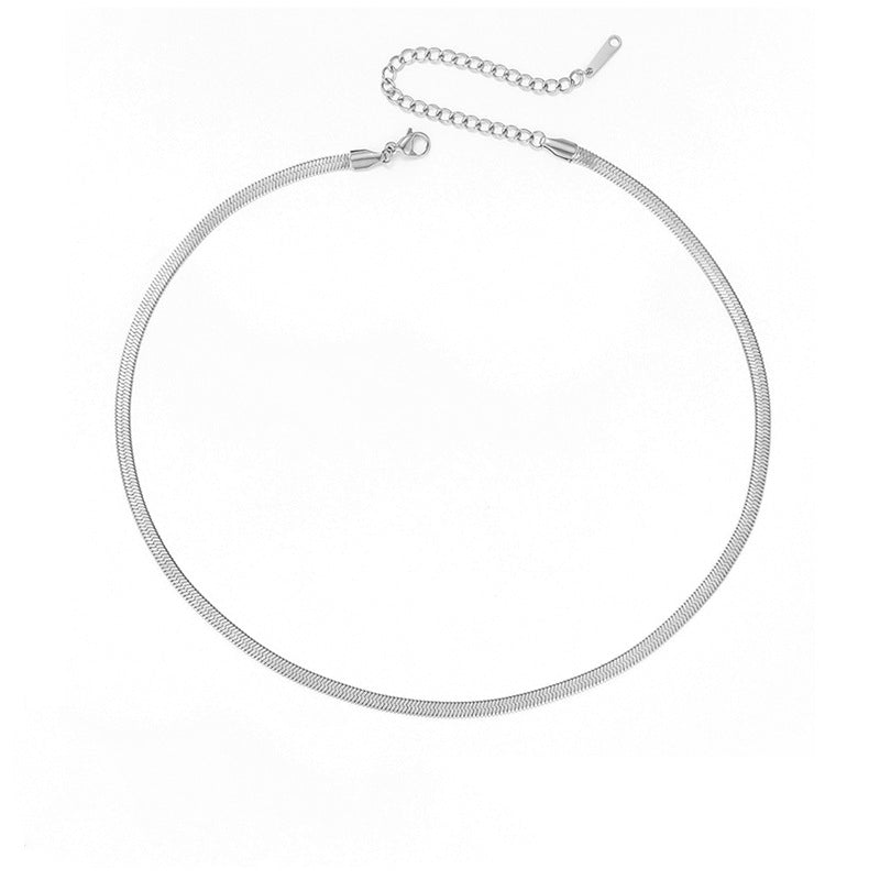 Stella chain necklace