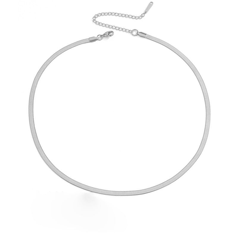 Stella chain necklace