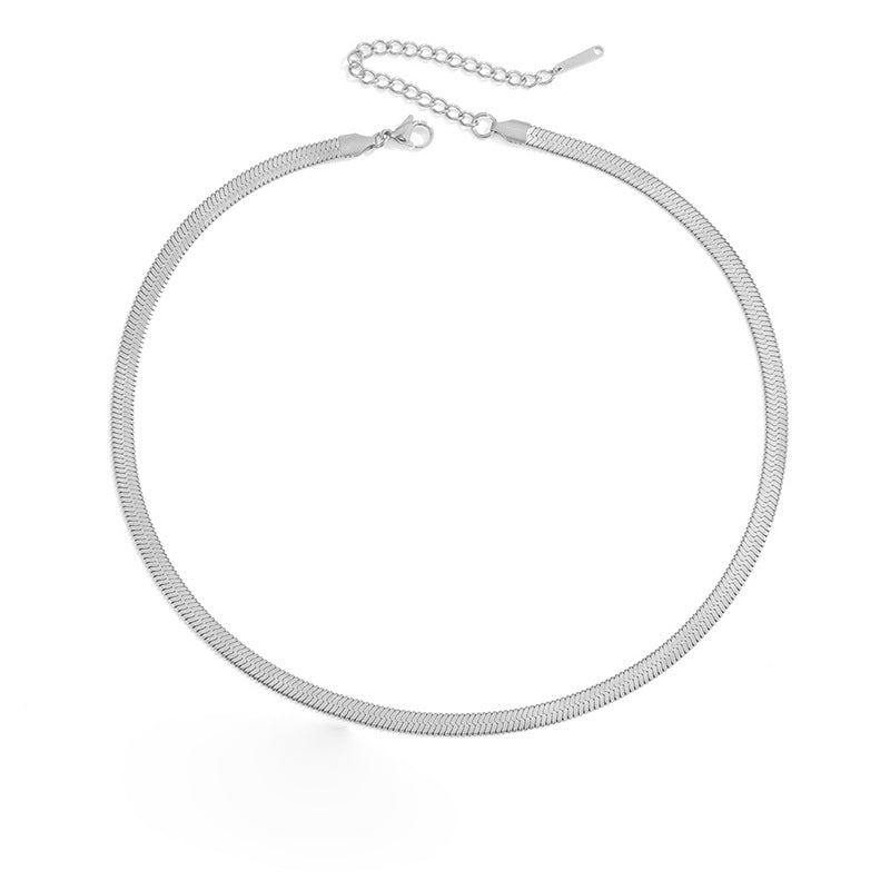 Stella chain necklace