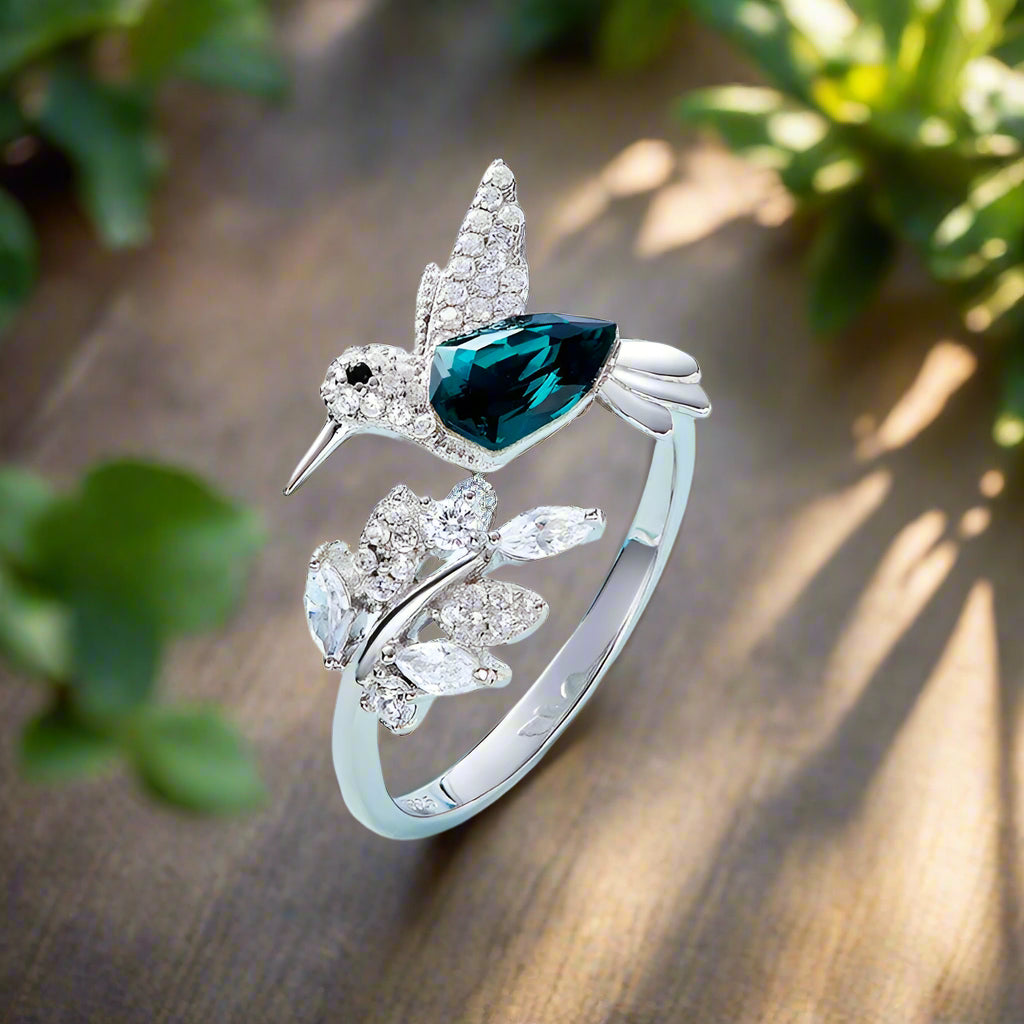 Adjustable Sparkling Hummingbird Ring with Diamond Rhinestone