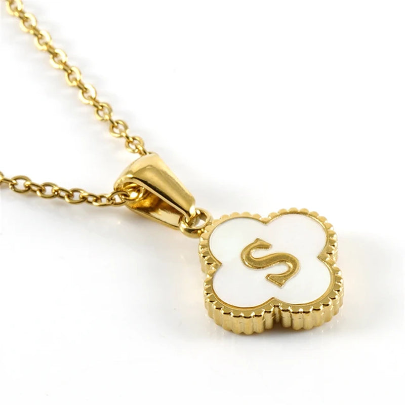 Clover-shaped initial necklace