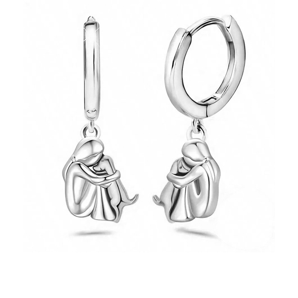 Hug Pendant Necklace with Free Earrings – Limited Time Offer