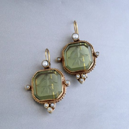 Vintage green and pearl earrings