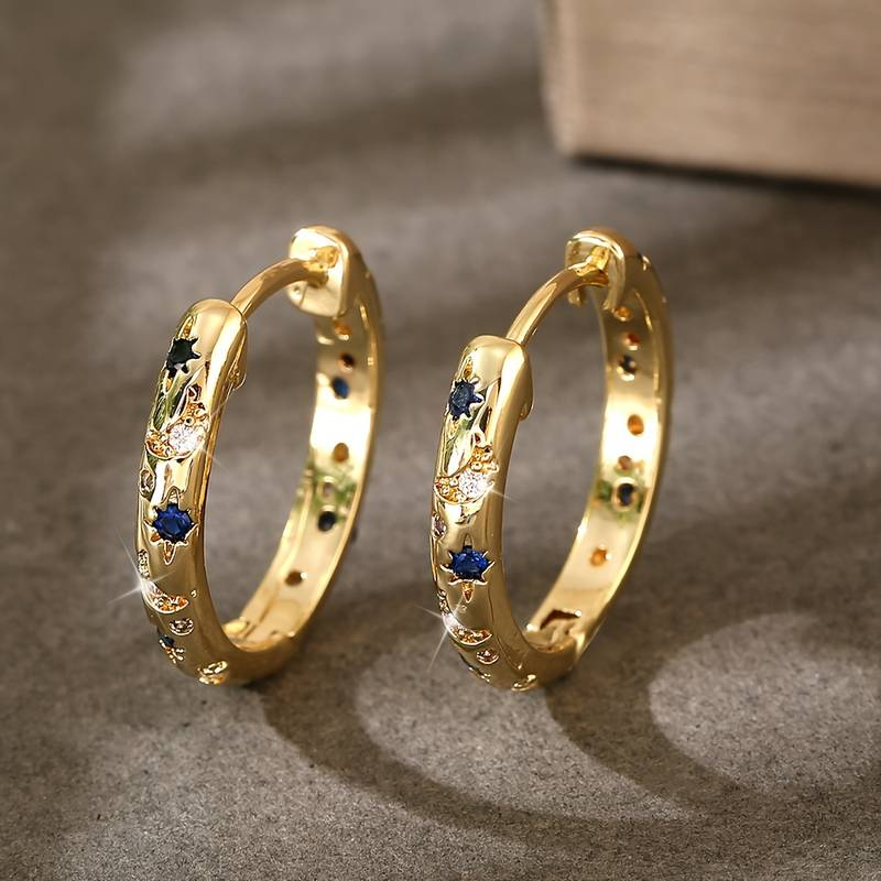Vintage golden and brilliant earrings