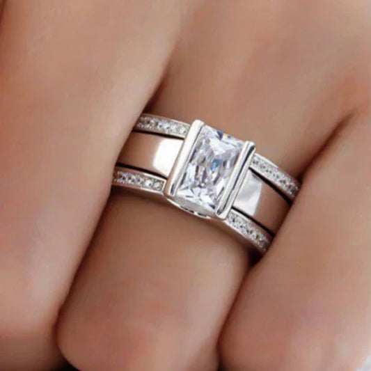 Vintage silver crystal ring
