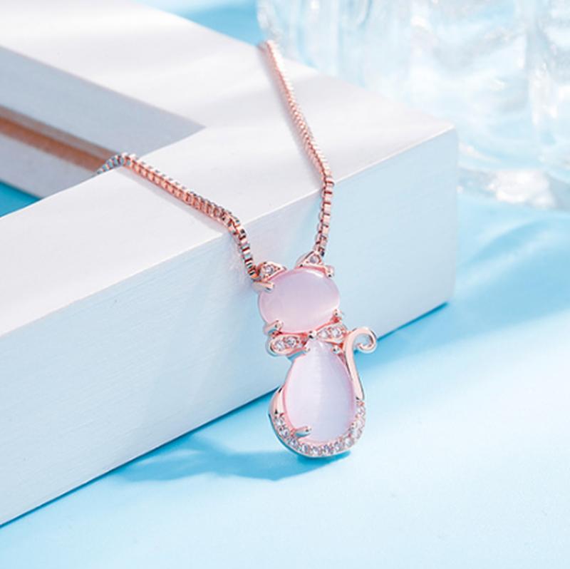Magnificent Pink Stone Cat Necklace with Zircon