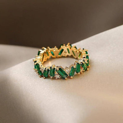 Bohemian emerald band ring