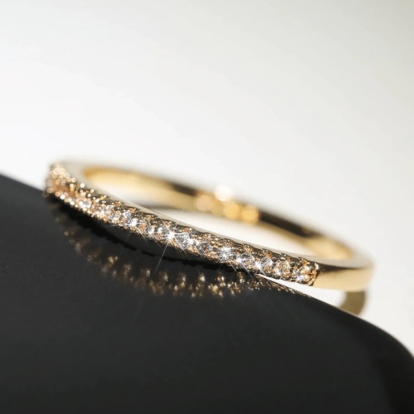 Milan band ring