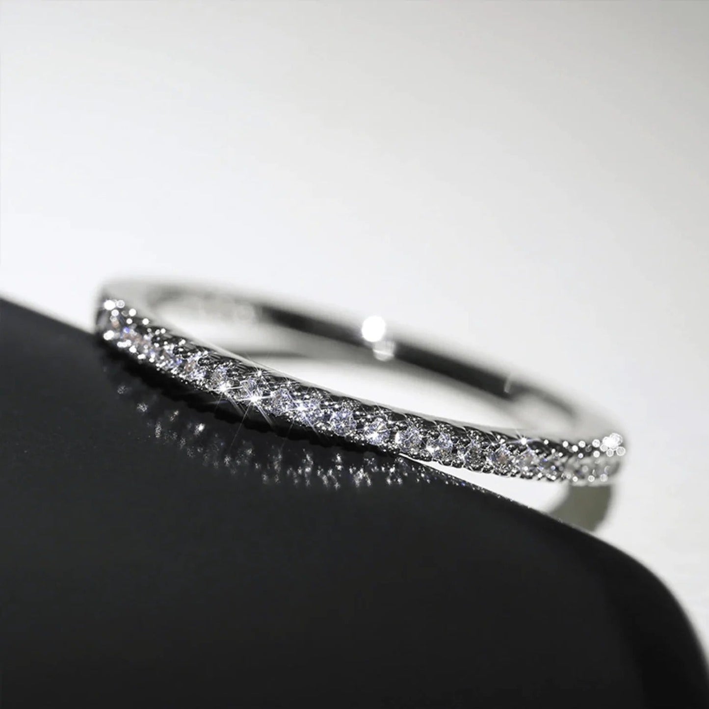 Milan band ring
