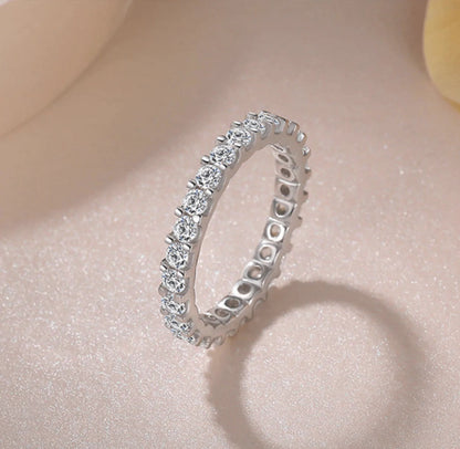 Milan band ring