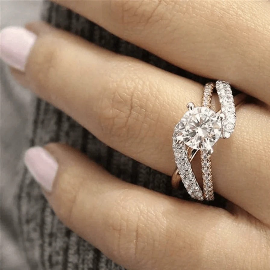 Victorina braided round ring